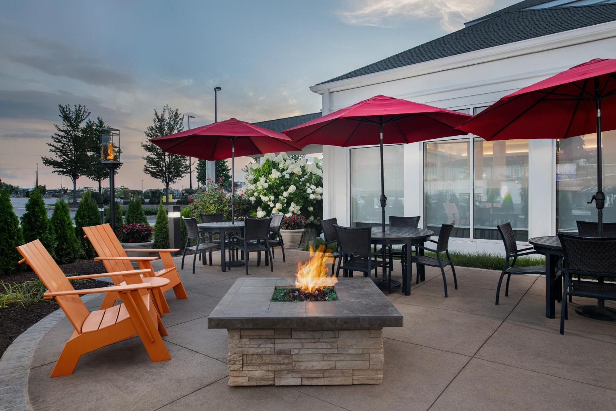 Hilton Garden Inn Wilkes-Barre Bagian luar foto