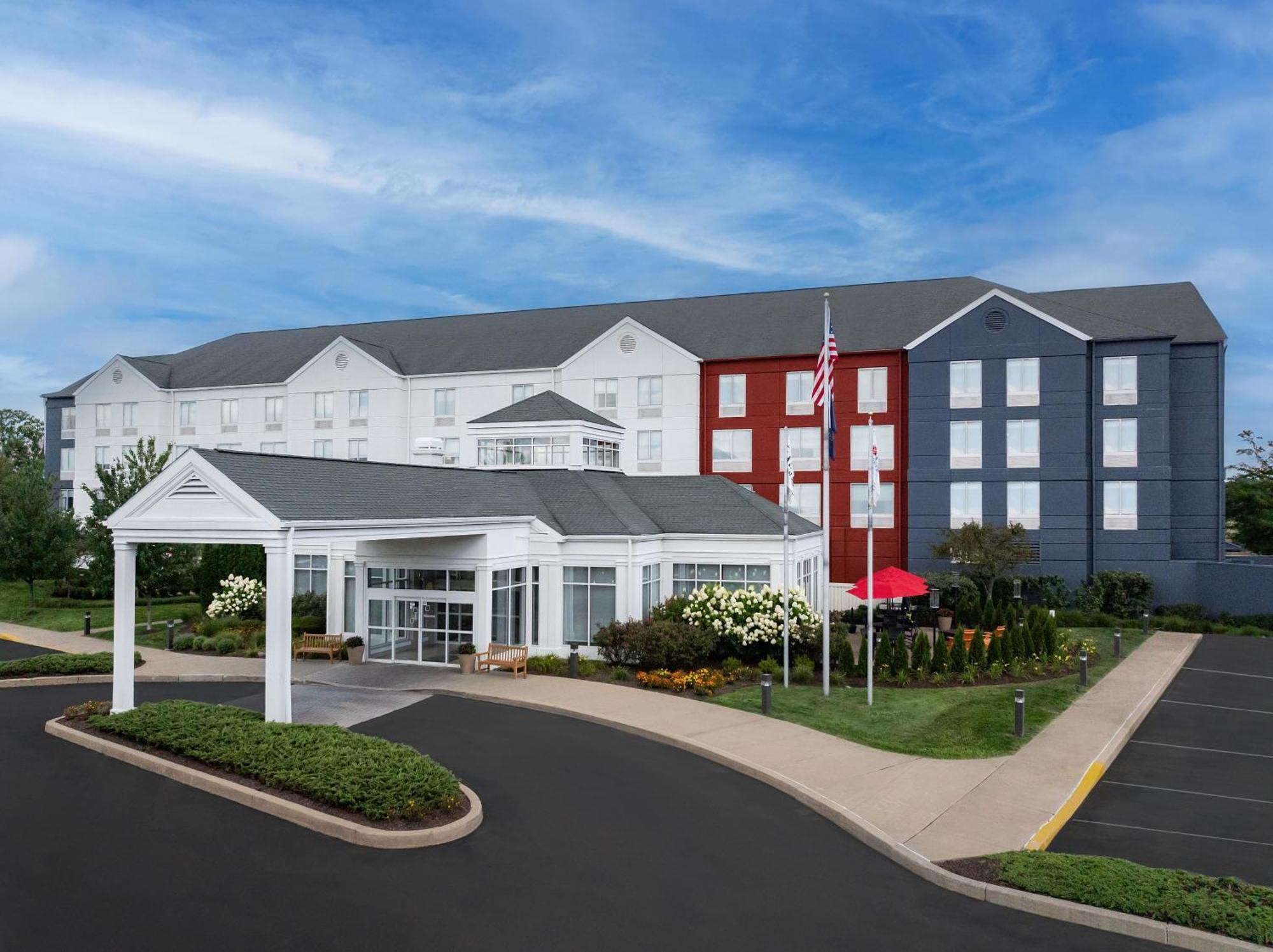Hilton Garden Inn Wilkes-Barre Bagian luar foto